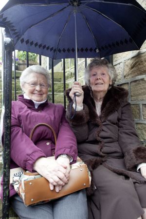 haworth 1940 may 2011 ladies avoiding the rain sm.jpg